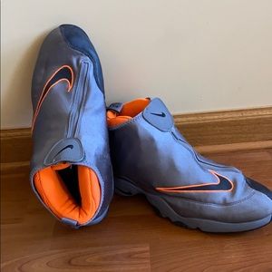 Nike Air Zoom “The Glove”